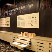 Mööbli ja interaktiivsete eksponaatide tootmine ja paigaldus.